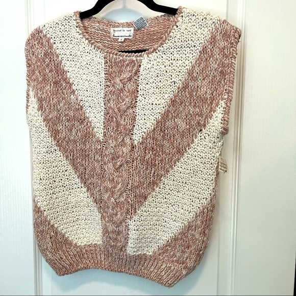 Vintage NWT Hand Knit Sweater Vest Blush Cream Size Small - Picture 1 of 9